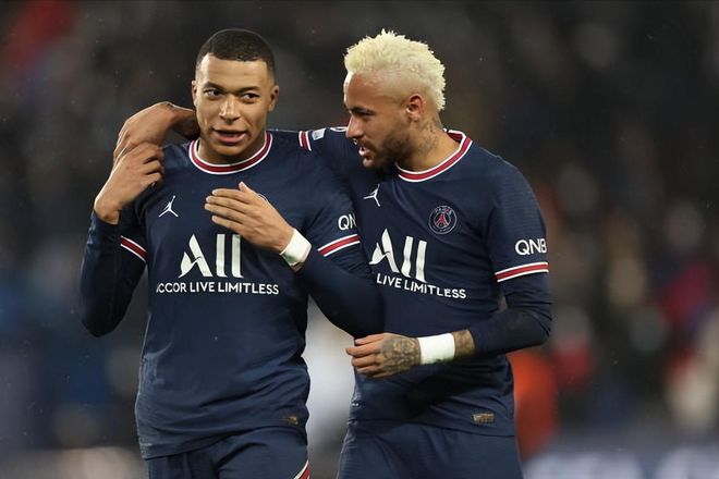 詹姆斯:媒体一直找不到我的黑点《决定》让他们总算有材料了