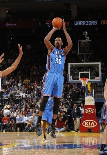 未能与武磊同场竞技,梅伦多夏窗加盟球队,13场贡献1球1助攻